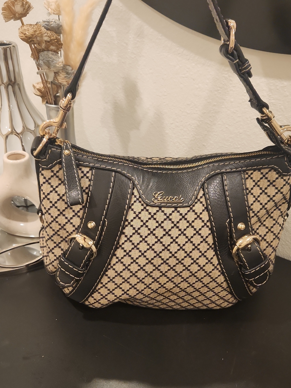 Gucci Diamante Crest Boule Shoulder Bag